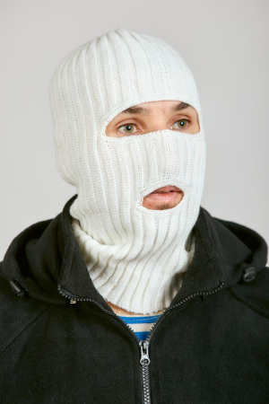 Маска 2 ОТВЕРСТИЯ, белый, пан, шерсть - интернет магазин Полигон